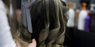 How to Use a Curling Iron