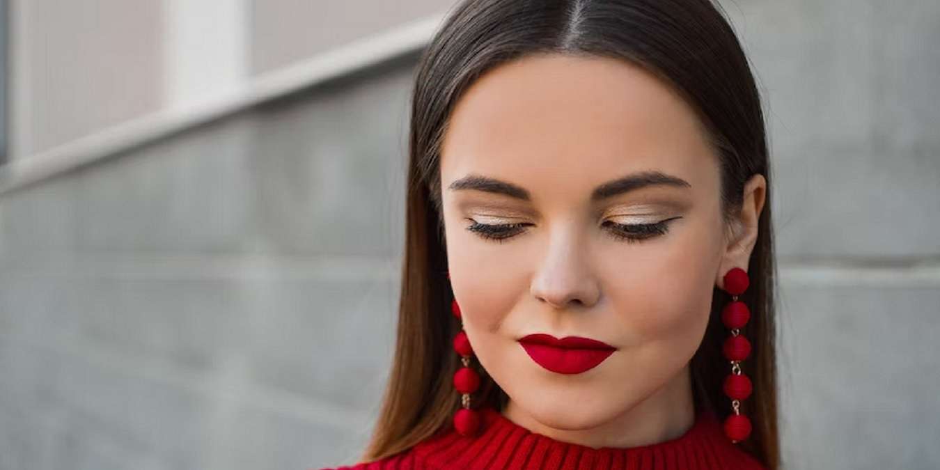 11 Essential Rules for Wearing Red Lipstick - Modern Ratio