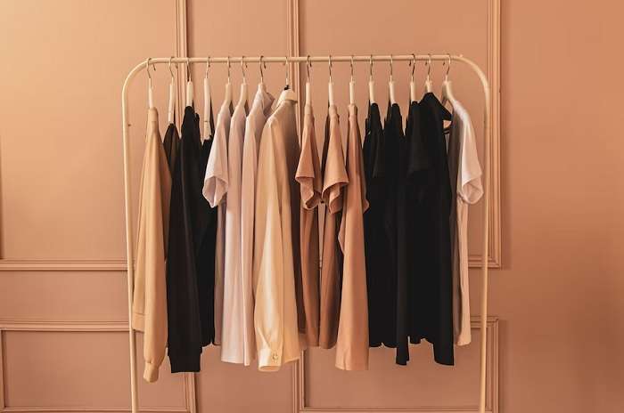 How To Build A Capsule Wardrobe Whatis